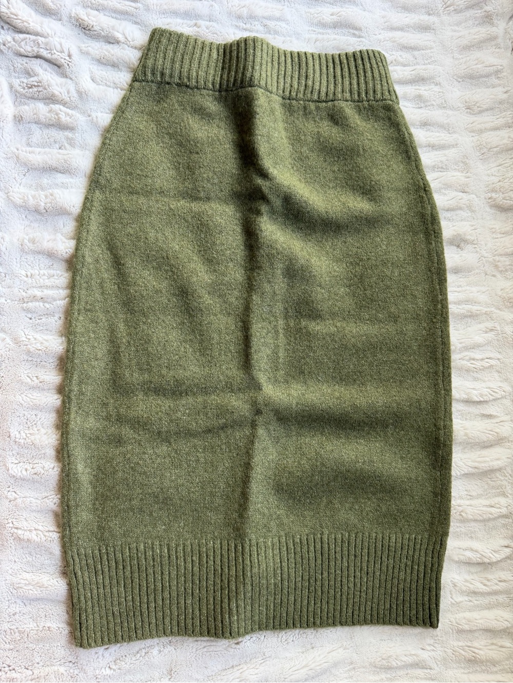 Commense Olive Green Turtleneck Knit Cardigan & Pencil Skirt Set - Picture 6 of 7